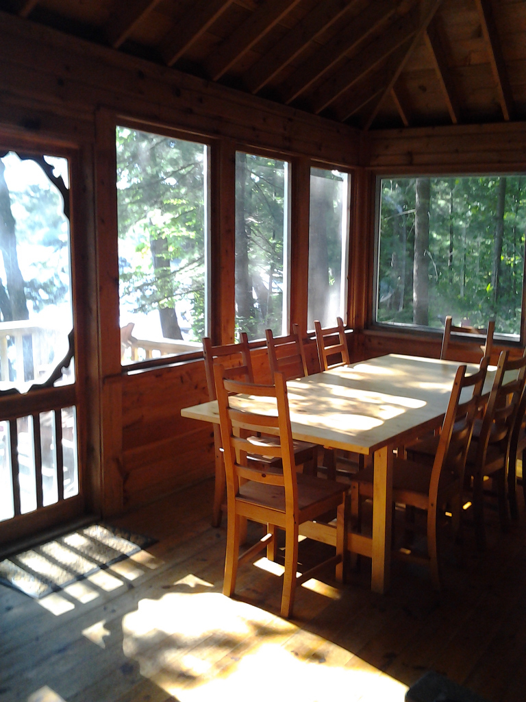 The front porch of Heron Cottage